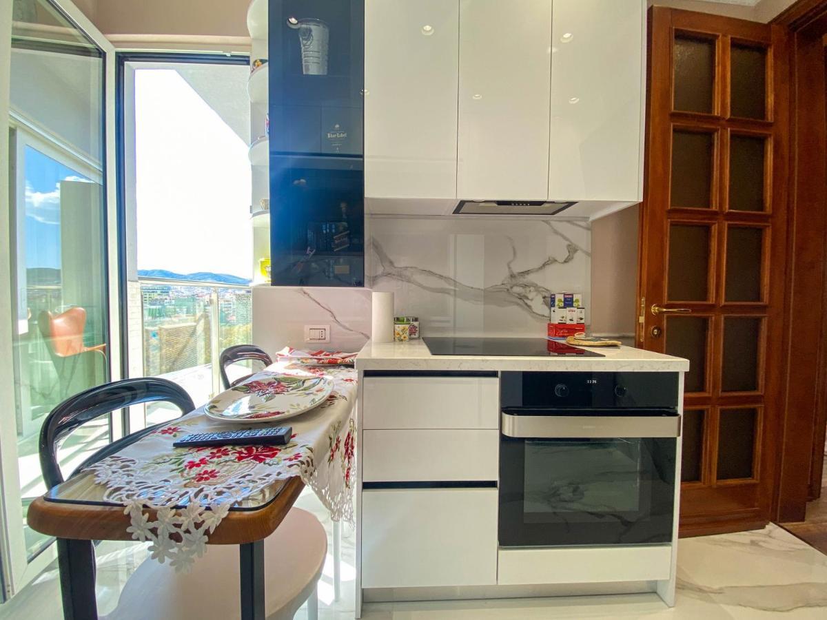 Top Luxury Tirana Bagian luar foto