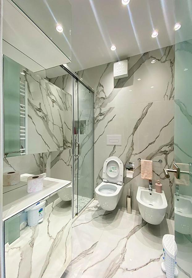 Top Luxury Tirana Bagian luar foto