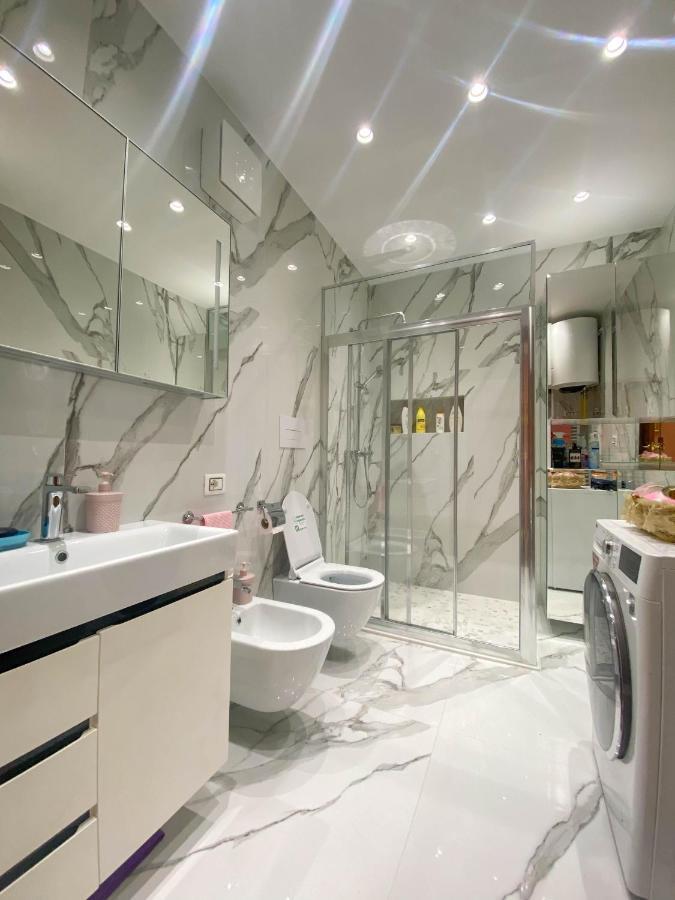 Top Luxury Tirana Bagian luar foto